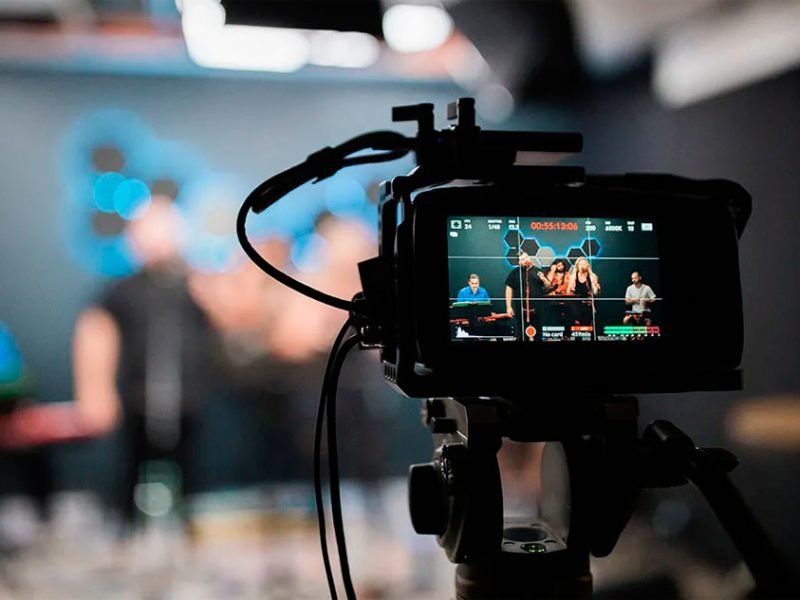 streaming banner